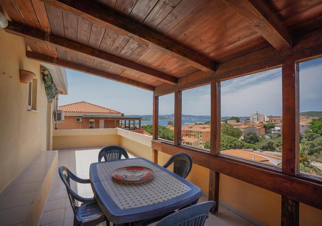 Murphy Holiday Home - Belvedere Ла-Маддалена Экстерьер фото