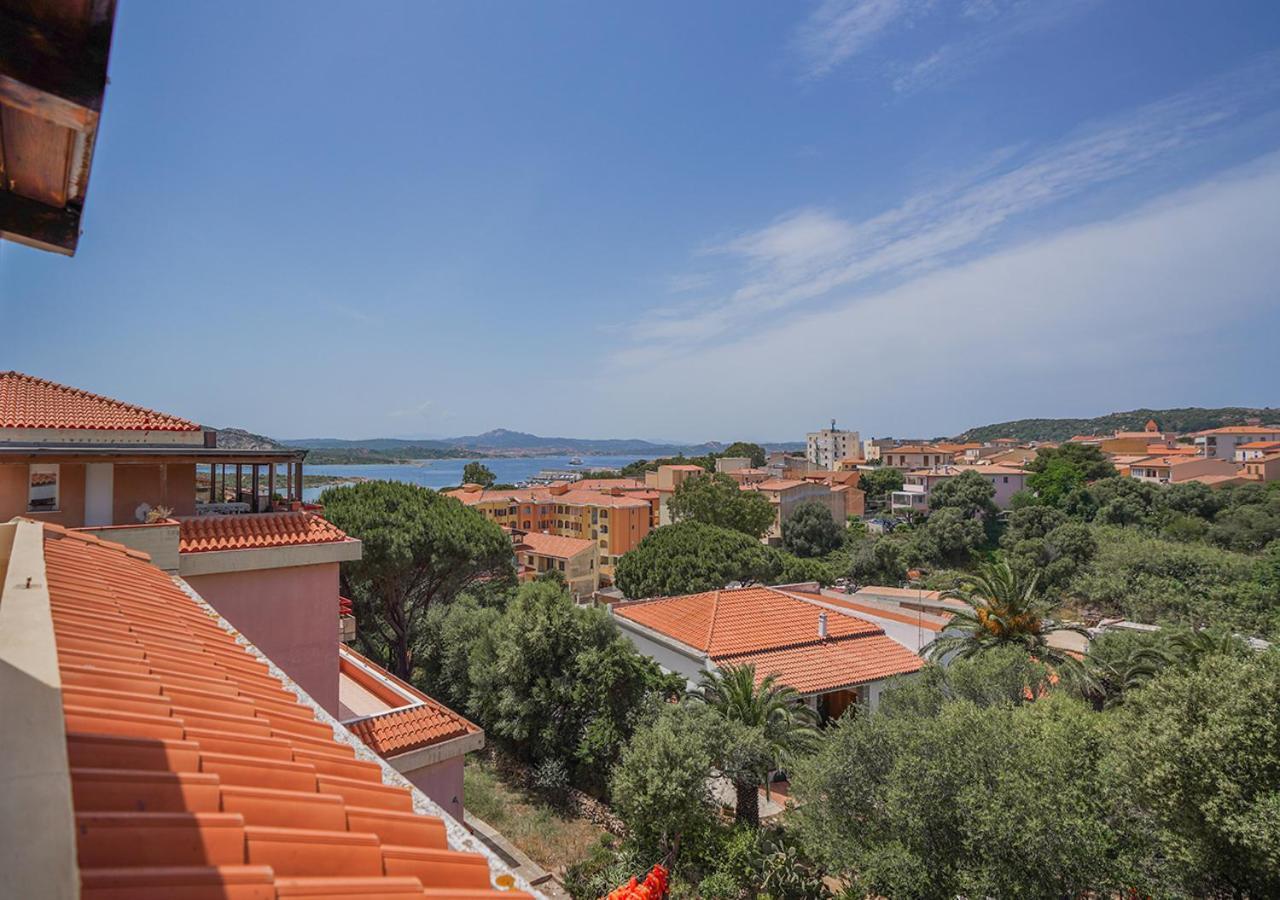 Murphy Holiday Home - Belvedere Ла-Маддалена Экстерьер фото